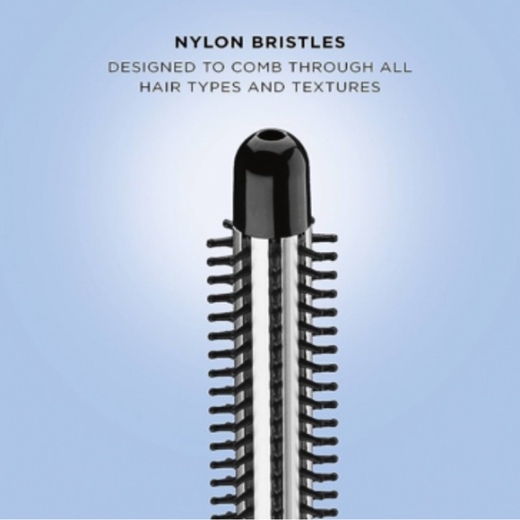 NWOT Conair Conair Instant Heat Styling Brush, 3/4-inch - Picture 3 of 4